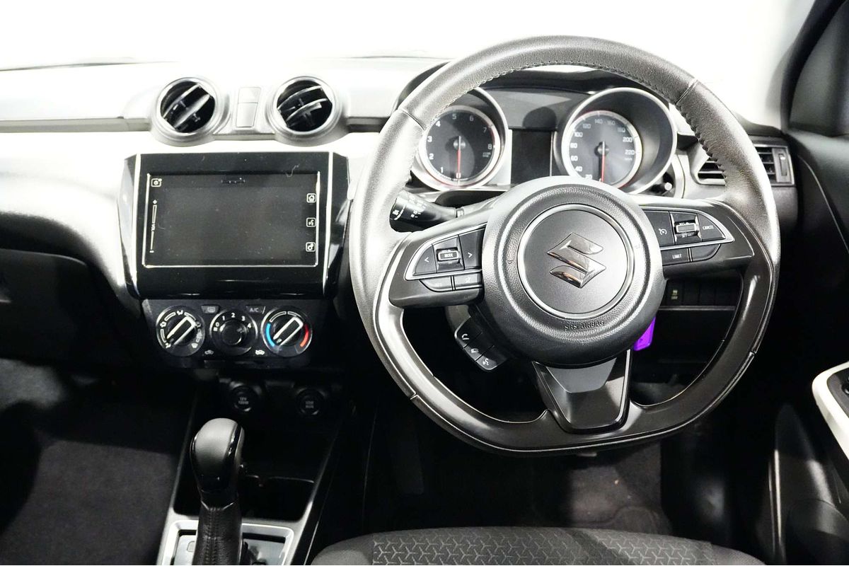 2018 Suzuki Swift GL Navigator AZ