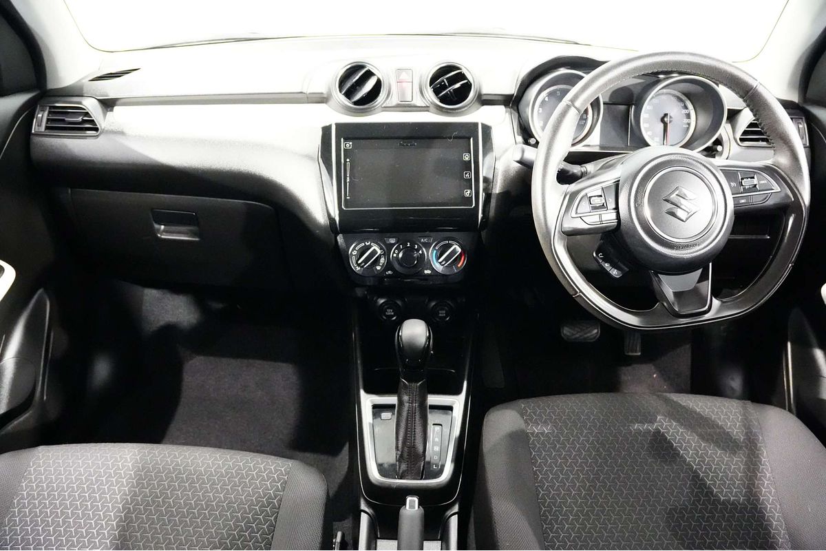 2018 Suzuki Swift GL Navigator AZ