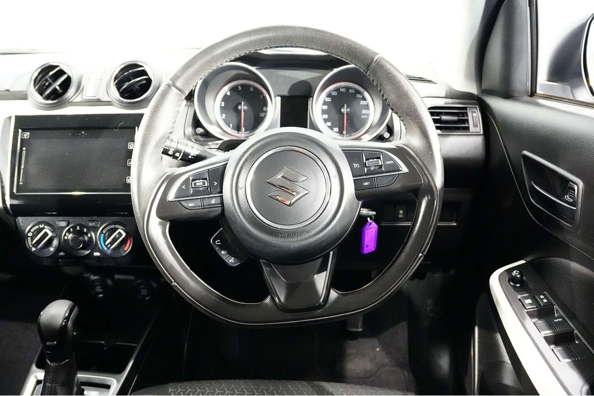 2018 Suzuki Swift GL Navigator AZ