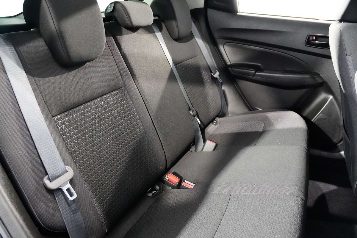 2018 Suzuki Swift GL Navigator AZ