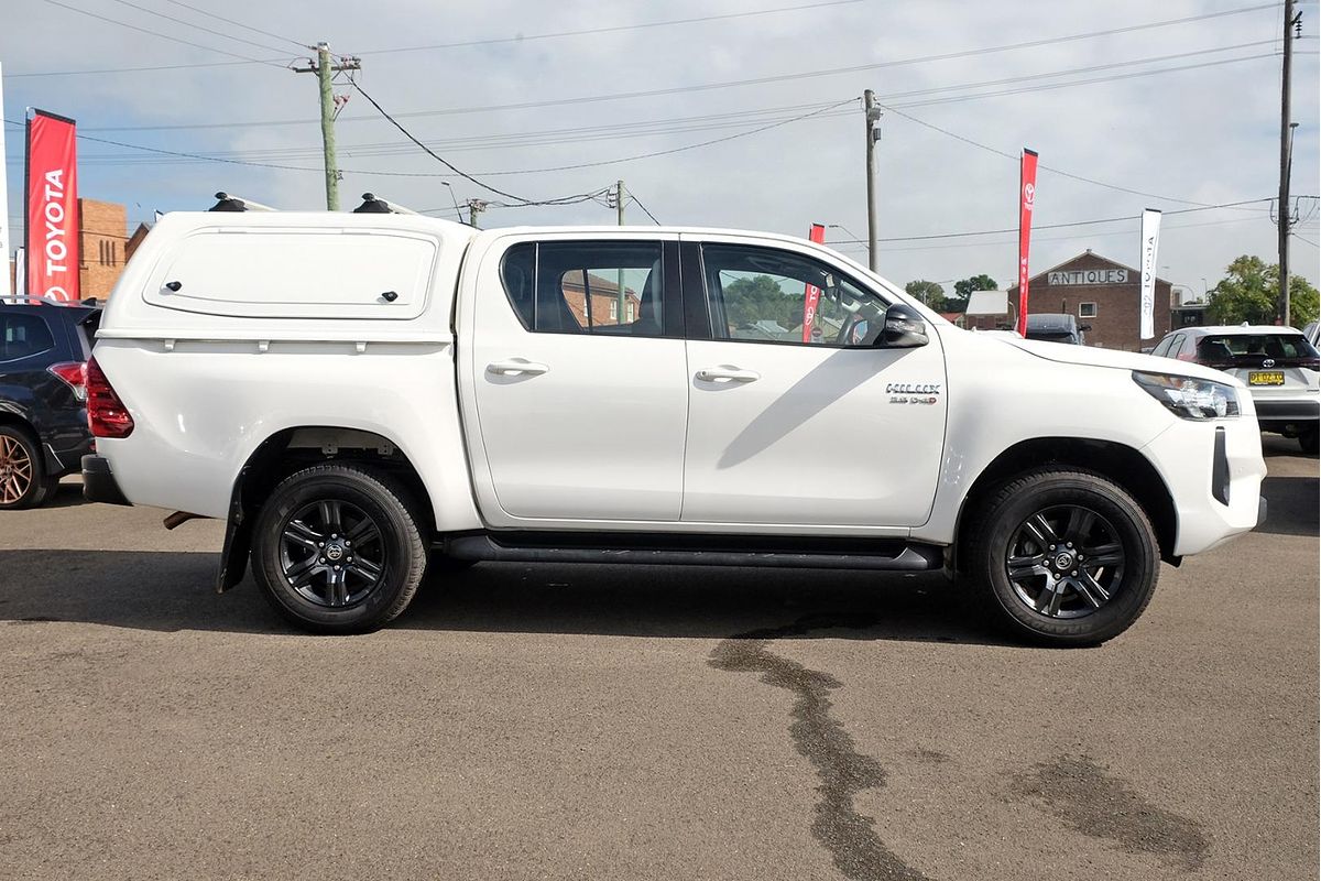 2025 Toyota Hilux SR GUN126R 4X4