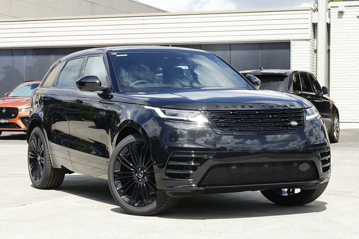 2025 Land Rover Range Rover Velar P250 Dynamic SE L560