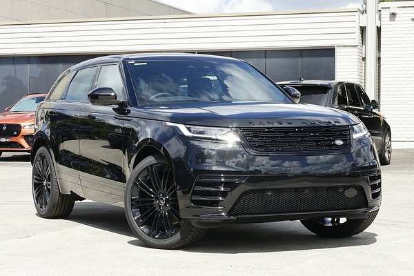2025 Land Rover Range Rover Velar P250 Dynamic SE L560