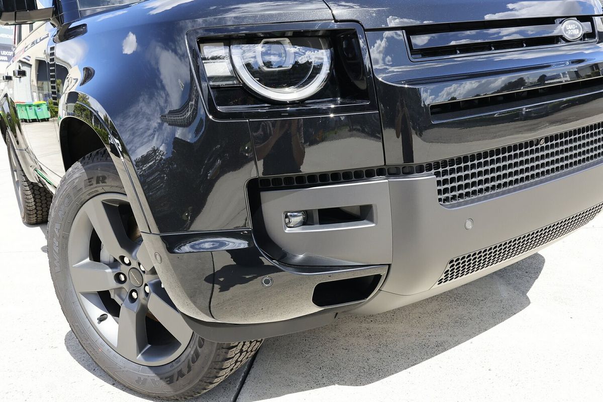 2025 Land Rover Defender 110 D350 X-Dynamic SE L663