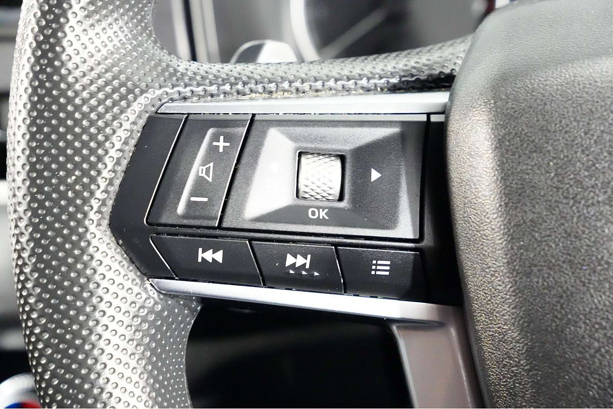 2023 Mitsubishi Outlander ES ZM