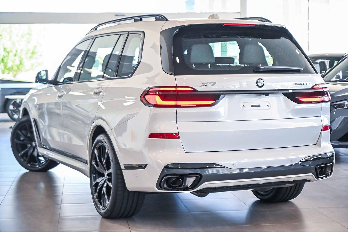2025 BMW X7 xDrive40d M Sport G07 LCI