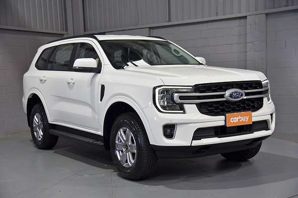 2025 Ford Everest Ambiente 2.0L