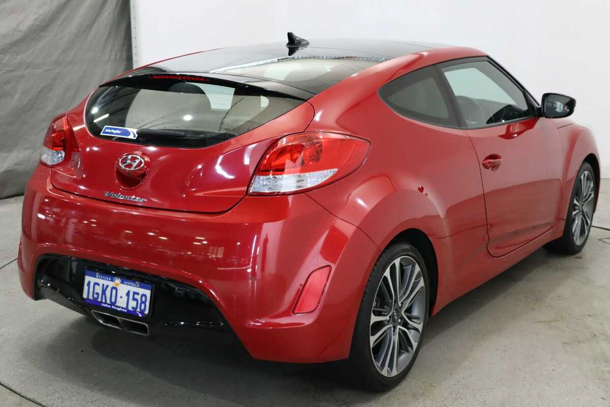 2017 Hyundai Veloster Coupe FS5 Series II