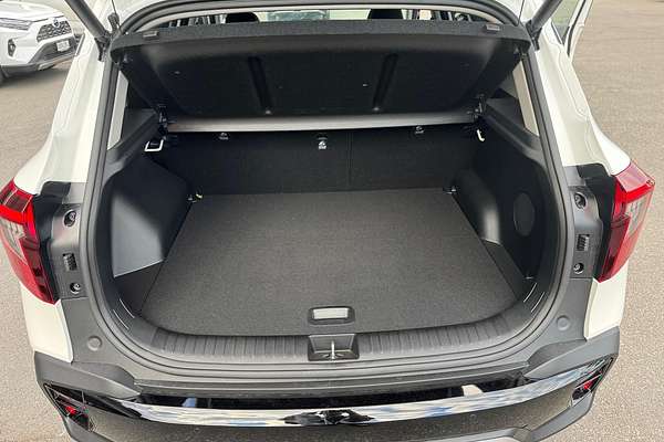 2025 Kia Seltos GT-Line SP2 PE thumb-6