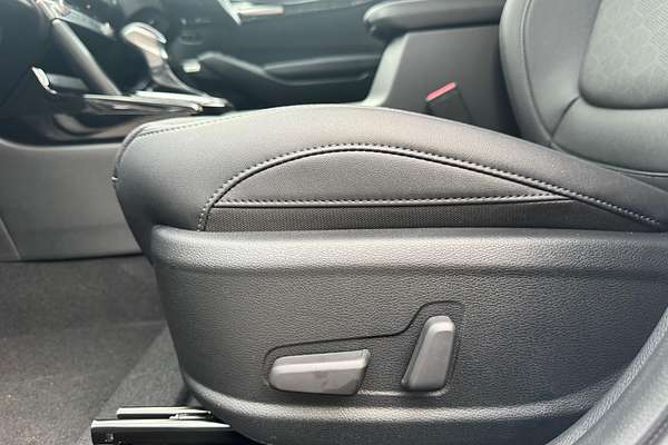 2025 Kia Seltos GT-Line SP2 PE thumb-11