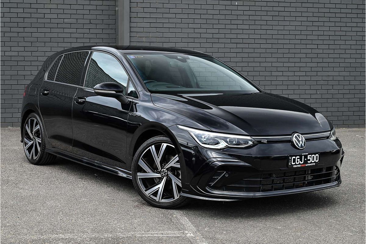 2022 Volkswagen Golf 110TSI R-Line 8
