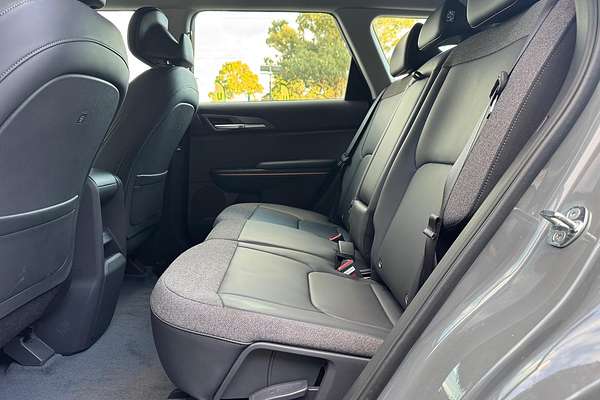 2025 Kia EV5 Air Long Range OVc thumb-14