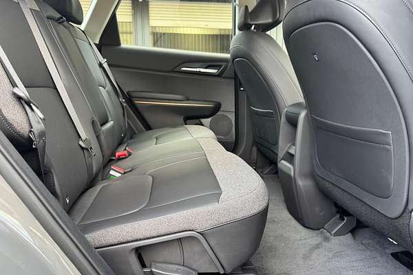 2025 Kia EV5 Air Long Range OVc thumb-17