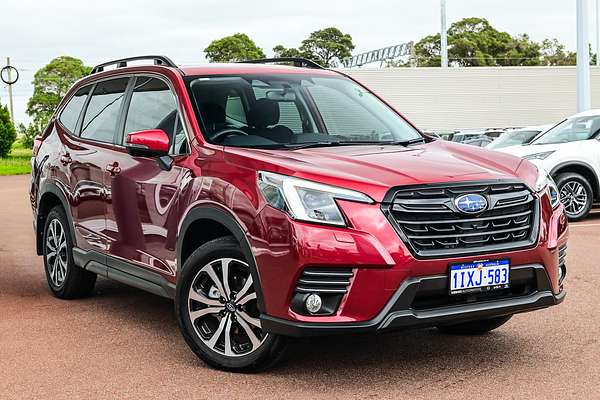 2023 Subaru Forester 2.5i Premium S5