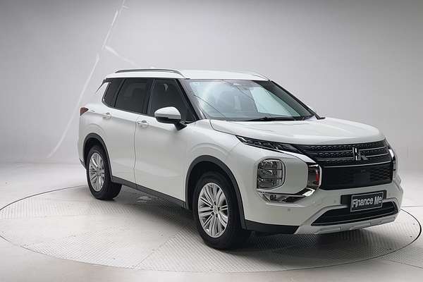 2023 Mitsubishi Outlander LS ZM thumb-1