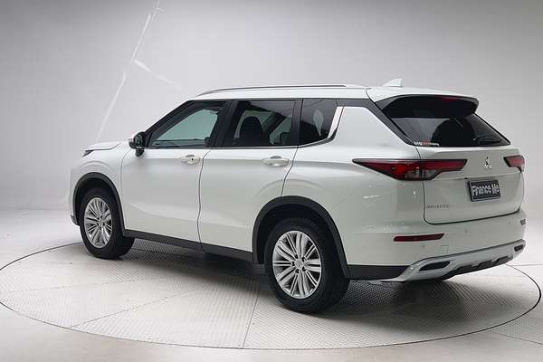 2023 Mitsubishi Outlander LS ZM thumb-5