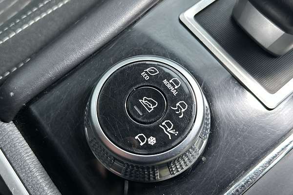 2023 Mitsubishi Outlander LS ZM thumb-16