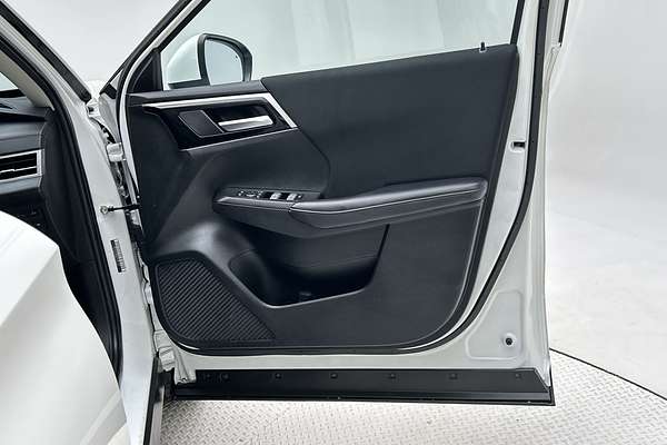 2023 Mitsubishi Outlander LS ZM thumb-18