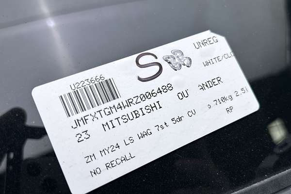 2023 Mitsubishi Outlander LS ZM thumb-23