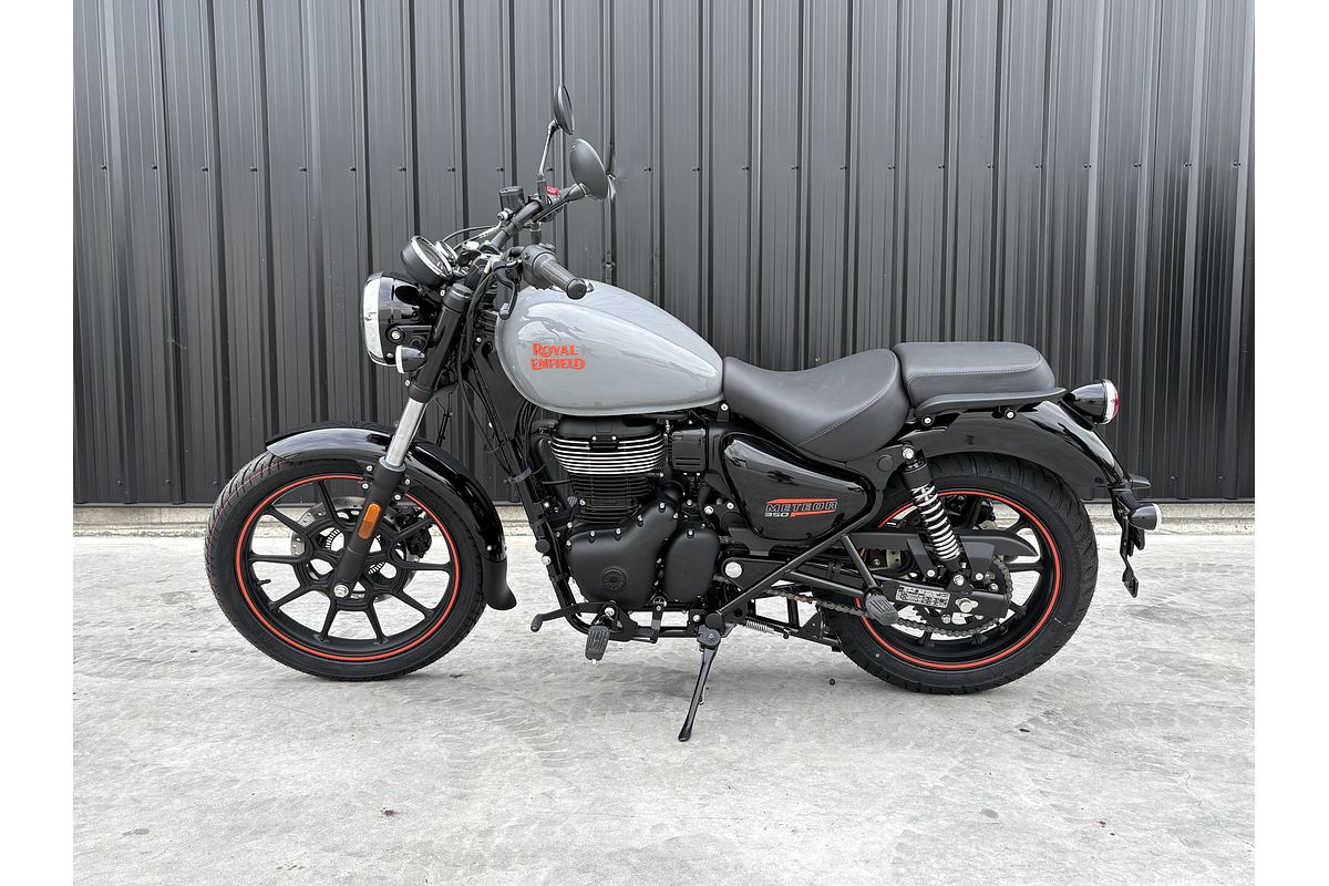 2026 Royal Enfield METEOR 350 - FIREBALL GREY