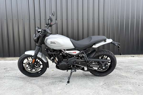 2026 Royal Enfield GUERRILLA 450 - SMOKE SILVER