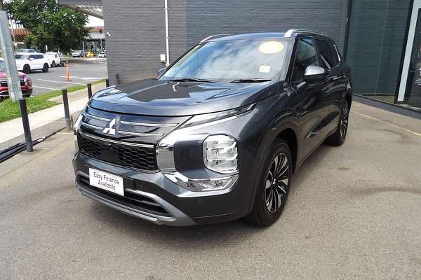 2025 Mitsubishi Outlander LS ZM