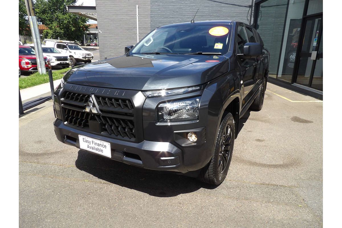 2025 Mitsubishi Triton GLX-R MV 4X4