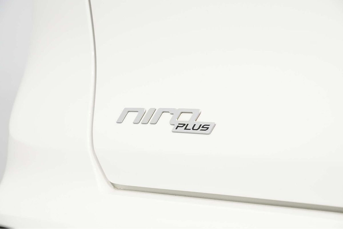 2022 Kia Niro Plus Hybrid S DE PBV