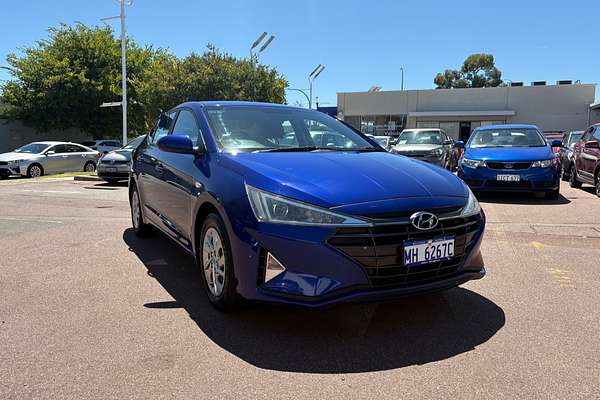 2018 Hyundai Elantra Go AD.2