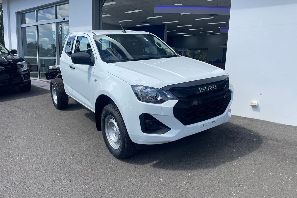 2025 Isuzu D-MAX SX High Ride Rear Wheel Drive