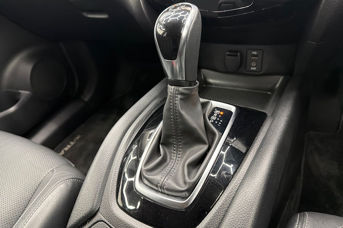 2017 Nissan X-TRAIL ST-L T32 Series II