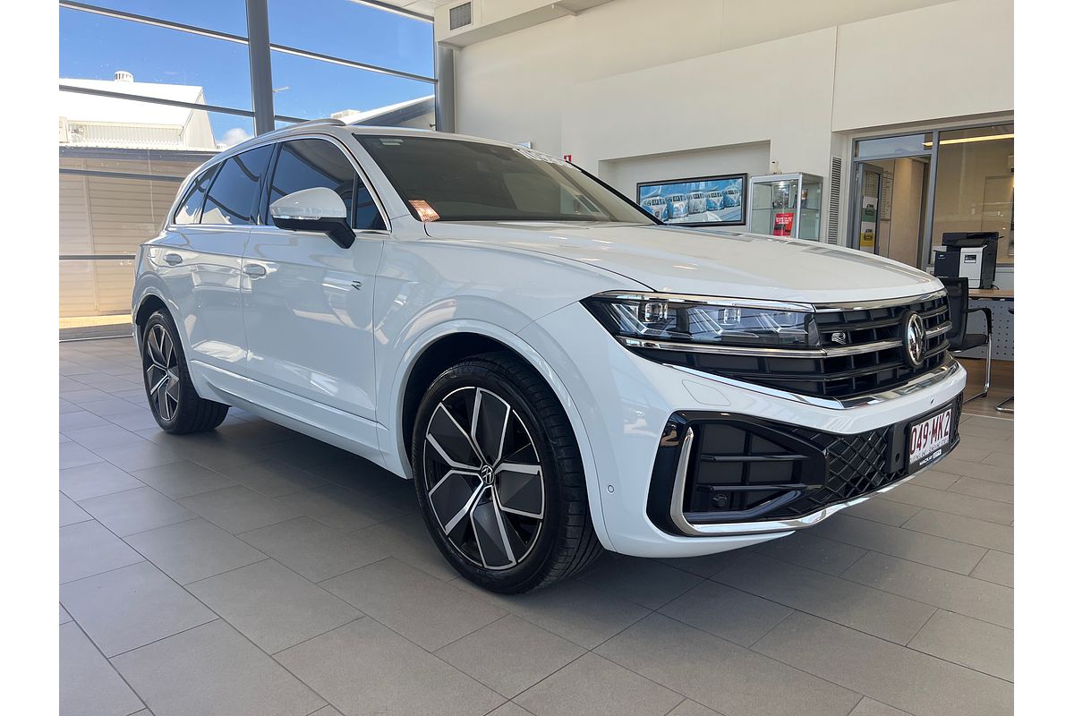 2024 Volkswagen Touareg 210TDI R-Line RC