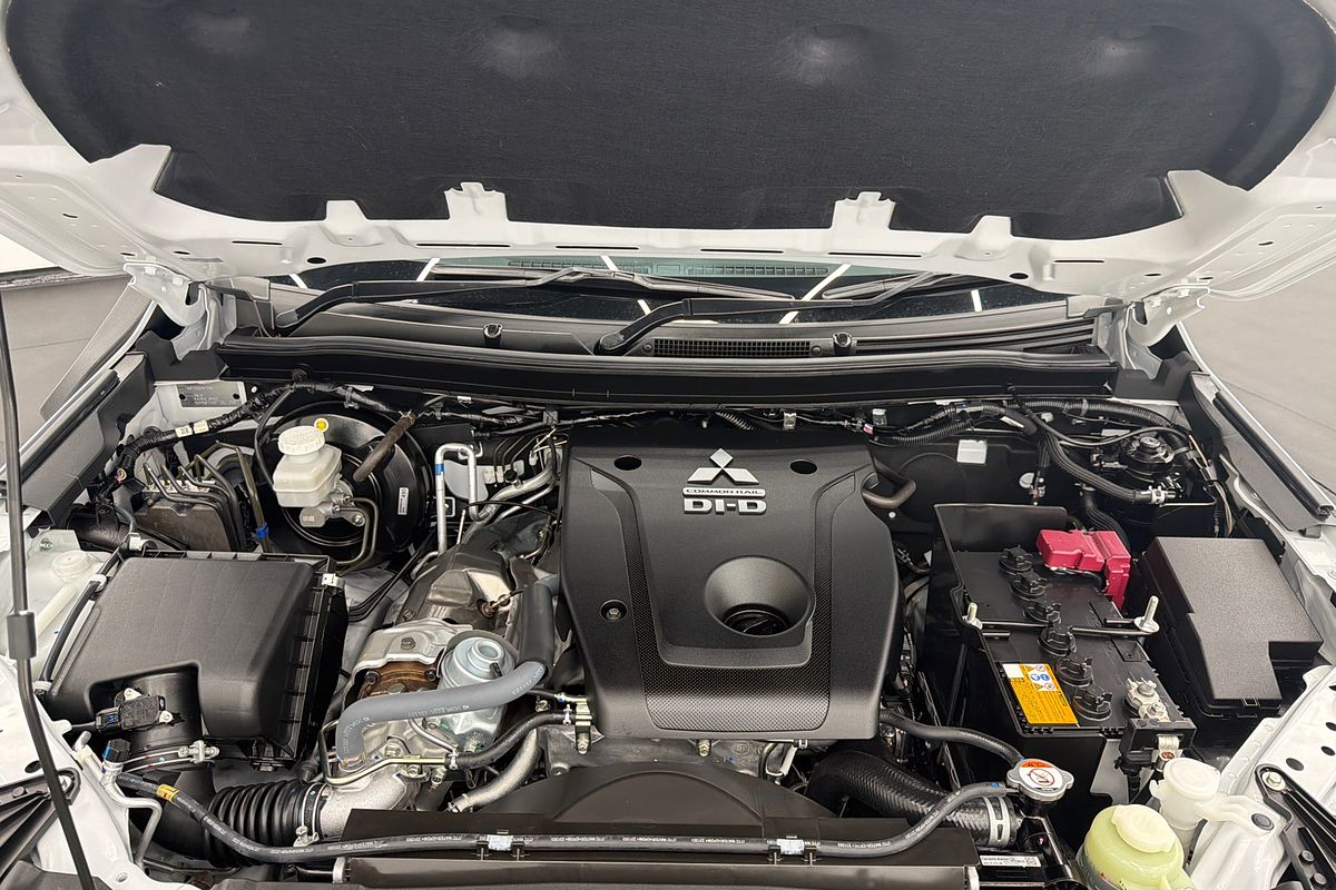 2023 Mitsubishi Pajero Sport GSR QF