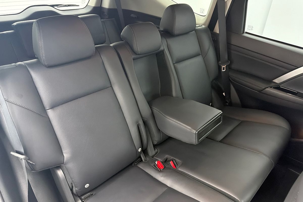 2023 Mitsubishi Pajero Sport GSR QF