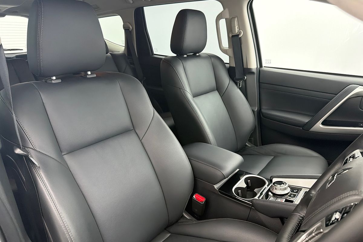 2023 Mitsubishi Pajero Sport GSR QF