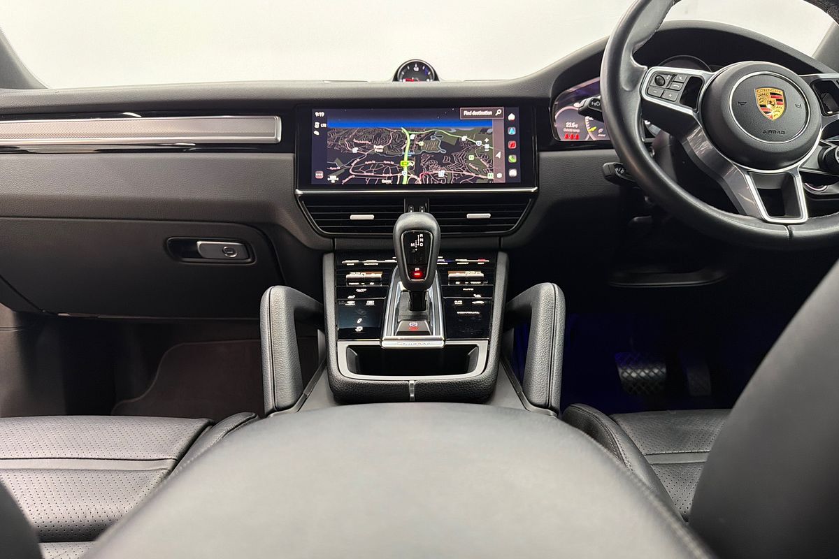 2022 Porsche Cayenne E-Hybrid Platinum Edition 9YA