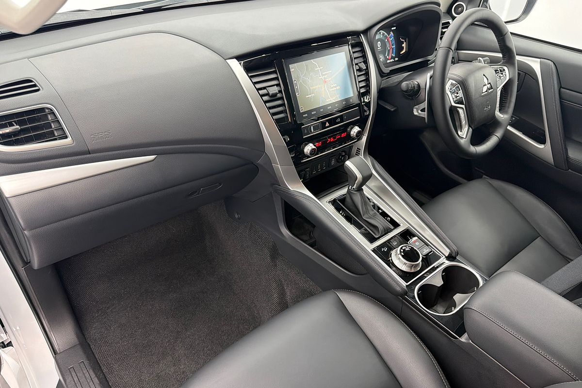 2023 Mitsubishi Pajero Sport GSR QF