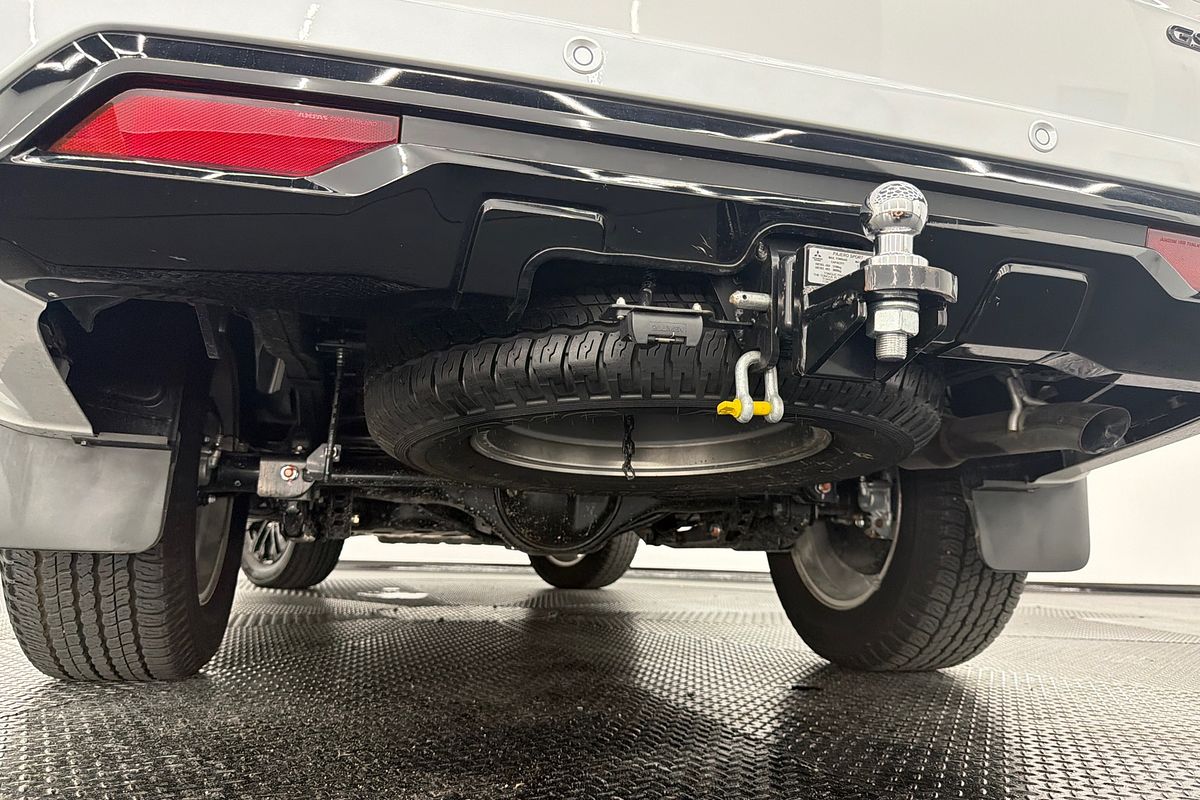 2023 Mitsubishi Pajero Sport GSR QF