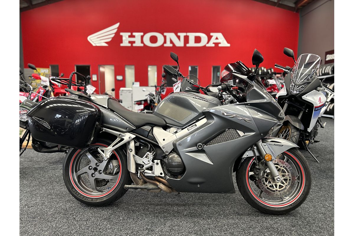 2008 Honda VFR800