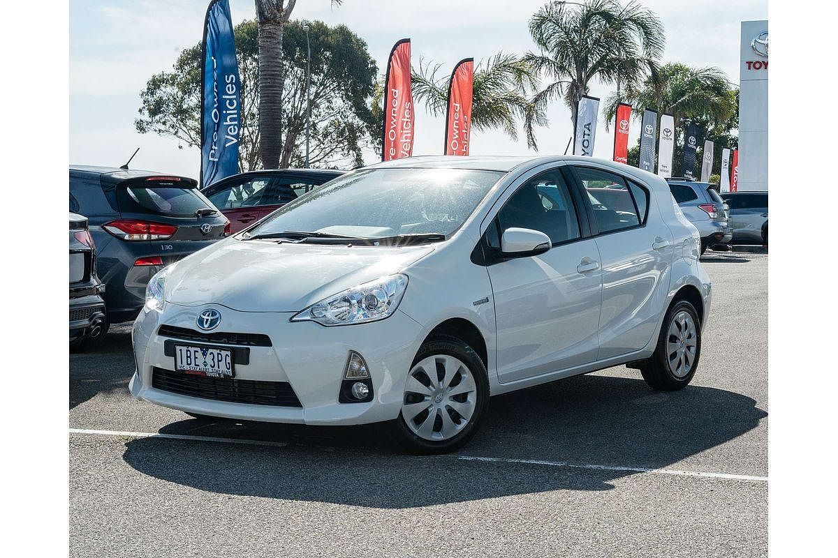 2014 Toyota Prius C NHP10R