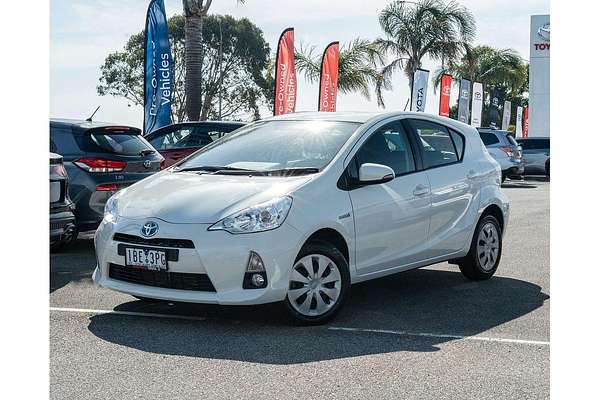 2014 Toyota Prius C NHP10R