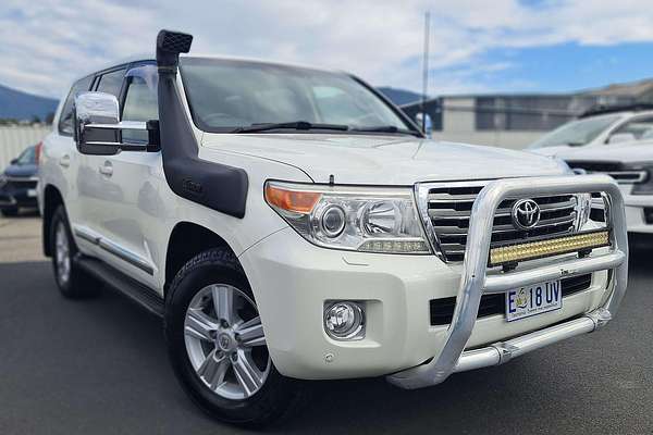2013 Toyota Landcruiser Sahara VDJ200R