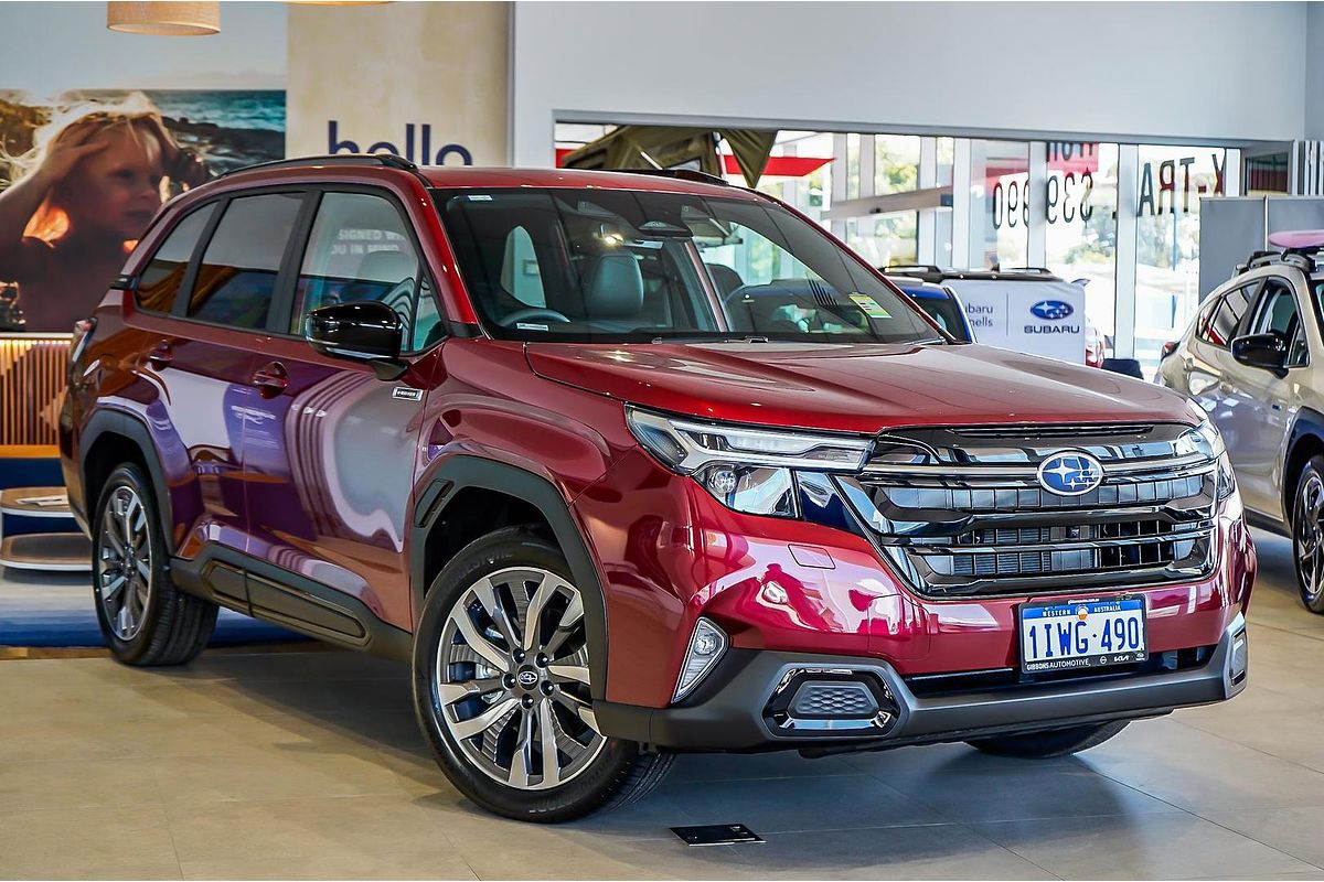 2025 Subaru Forester Hybrid Touring S6