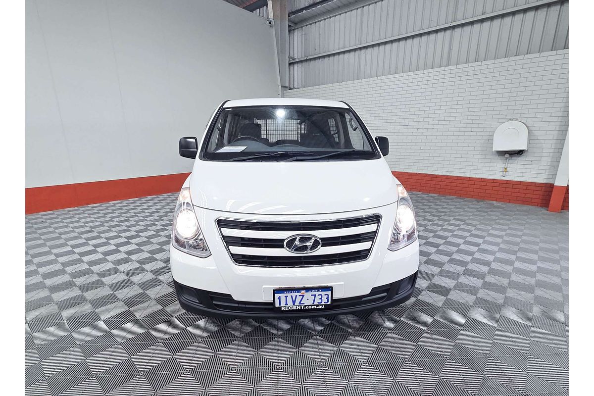 2017 Hyundai iLoad TQ3-V Series II