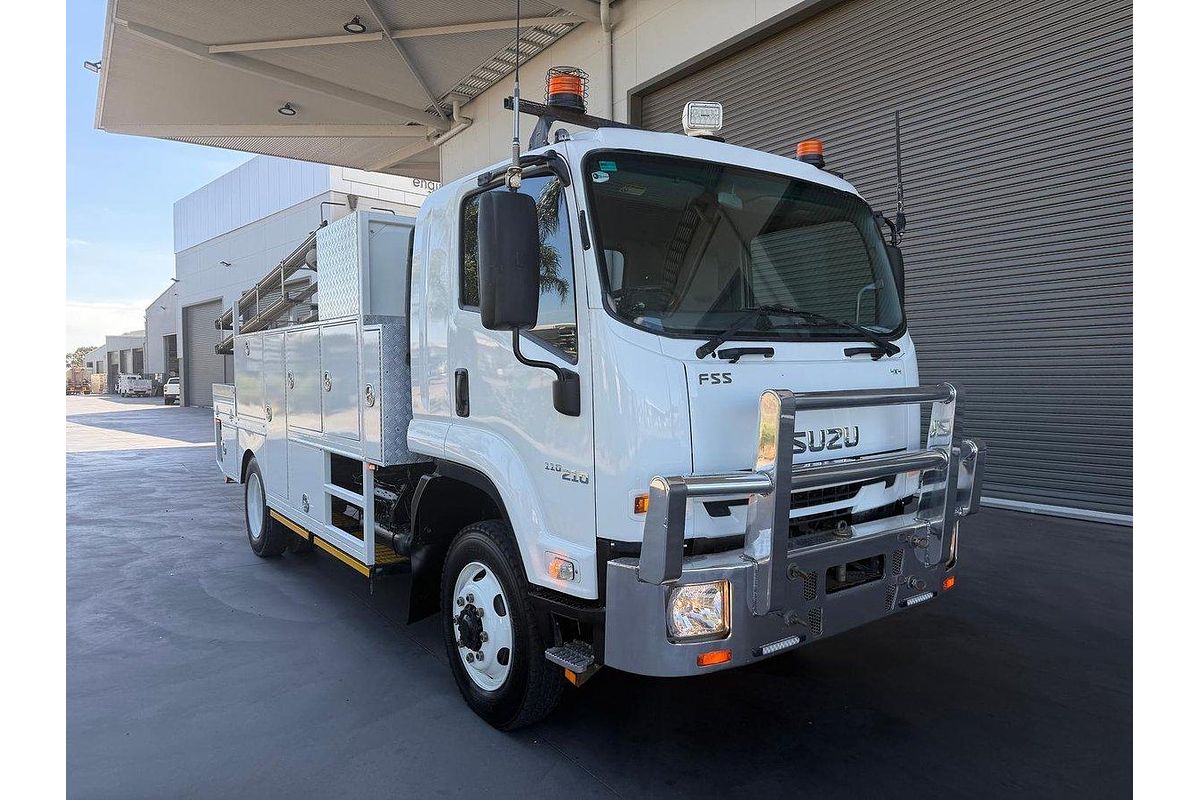 2018 Isuzu F Series FSS110-210