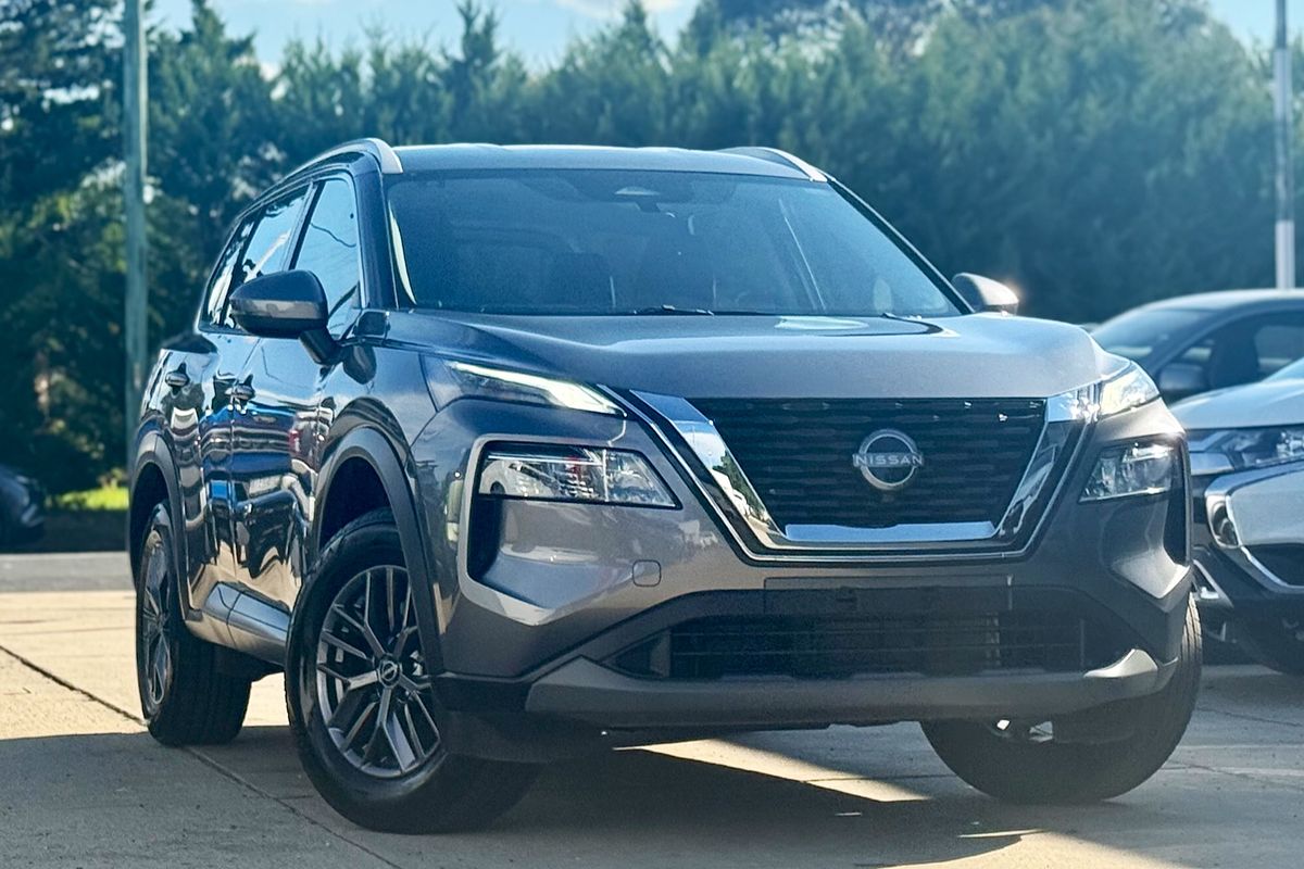 2024 Nissan X-TRAIL ST T33