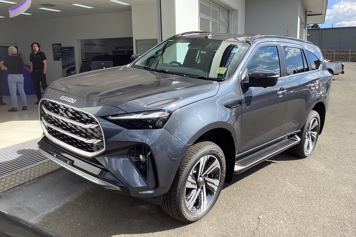 2025 Isuzu MU-X LS-T