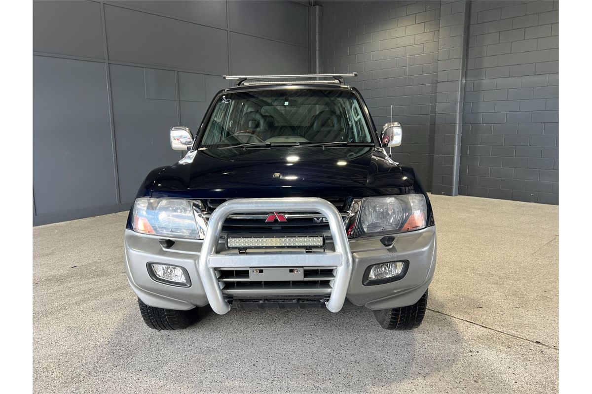 2002 Mitsubishi Pajero GLS NM
