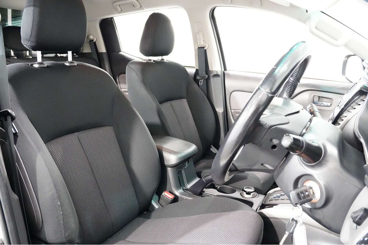 2017 Mitsubishi Triton GLS MQ 4X4