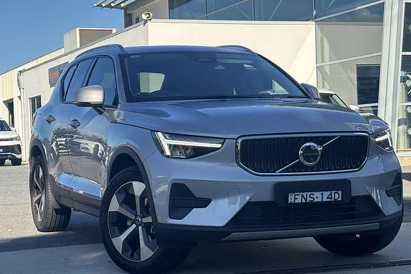 2024 Volvo XC40 ULTIMATE B4 BRIGHT MHEV 536 MY24A